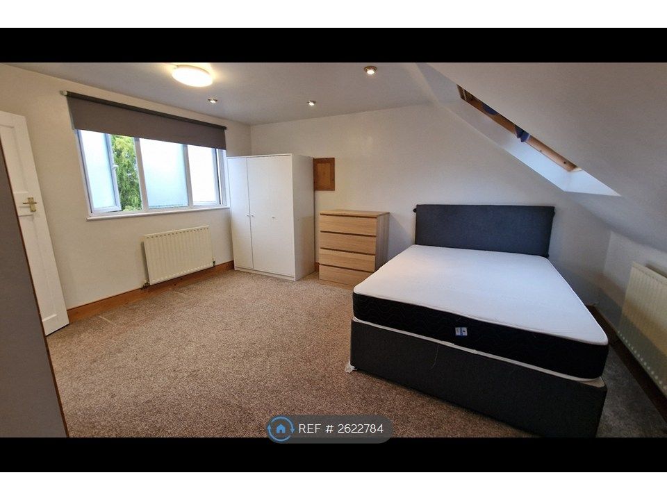 Property photo 3 of 10 Room 1