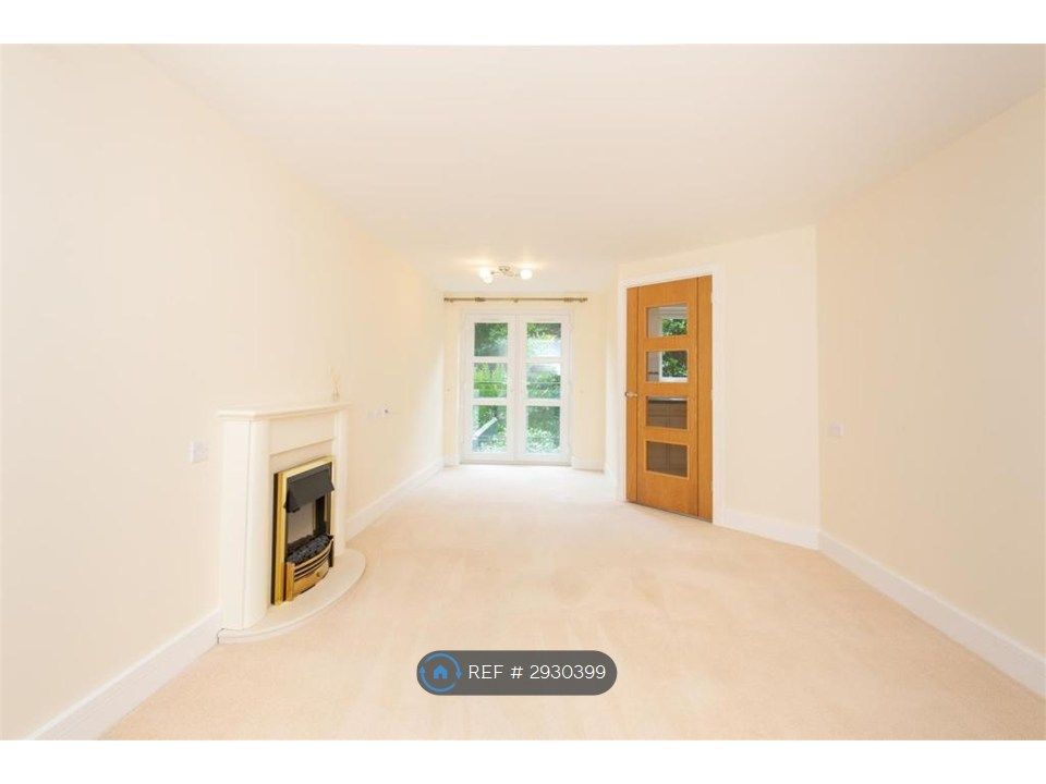 Property photo 2 of 12