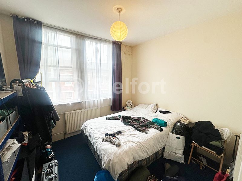 Property photo 2 of 5
