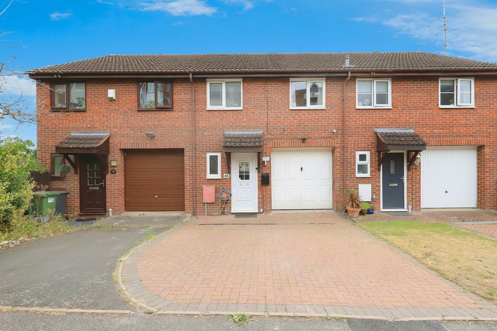 Property photo 1 of 16
