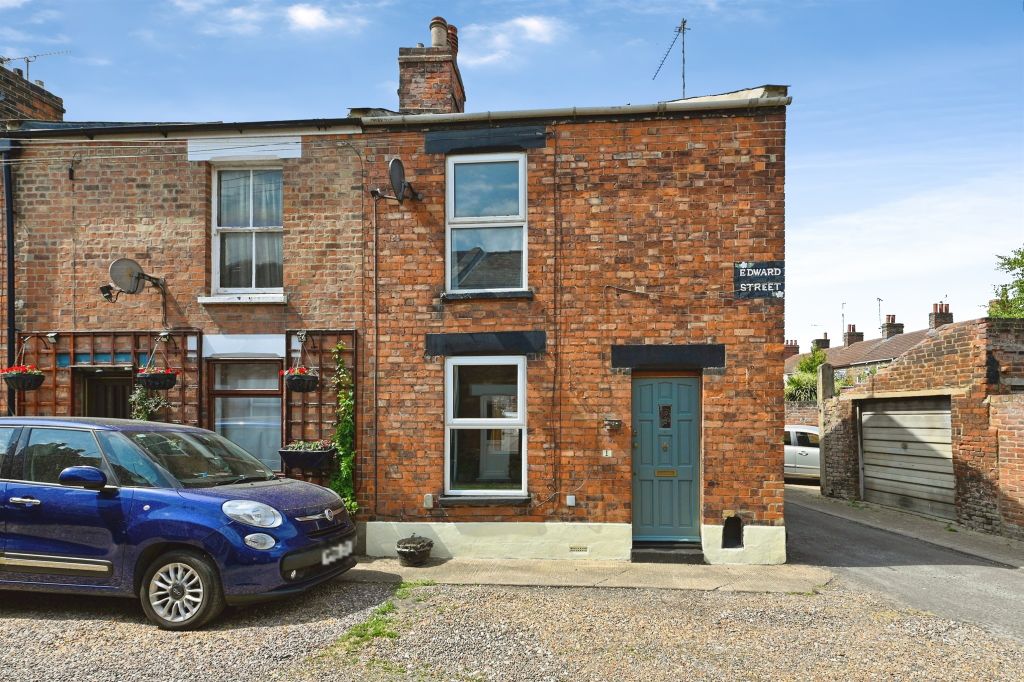Property photo 1 of 17