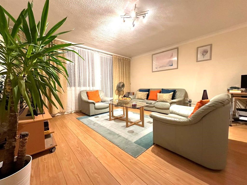 Property photo 3 of 5 4.Jpg