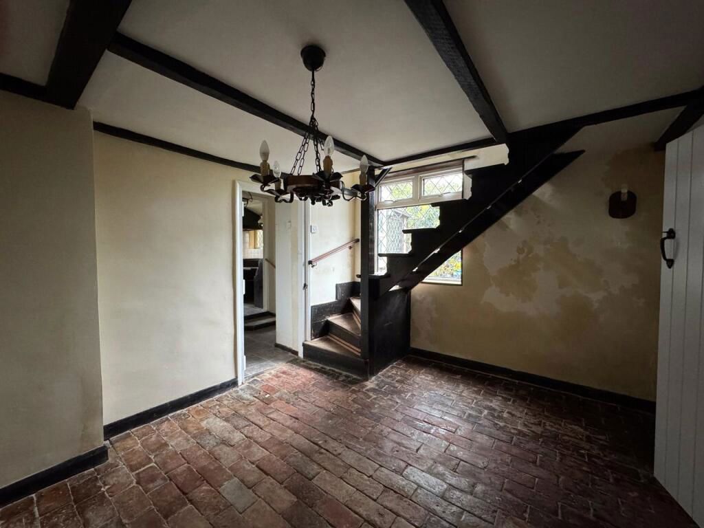 Property photo 3 of 6