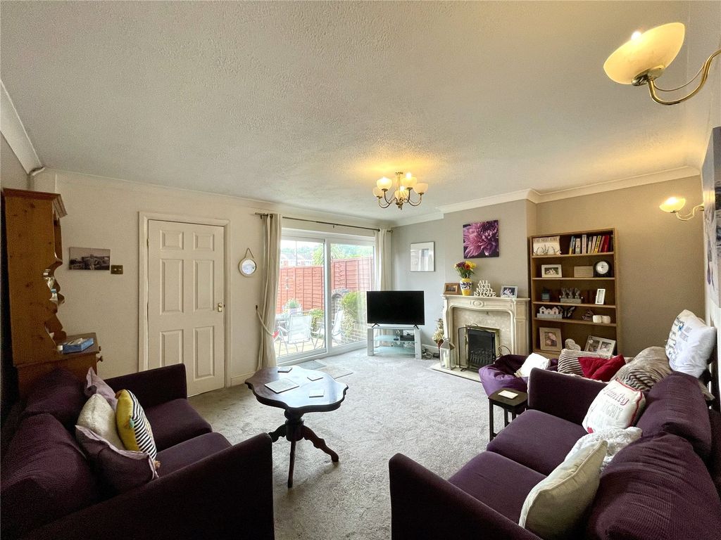 Property photo 3 of 16 Picture No. 11