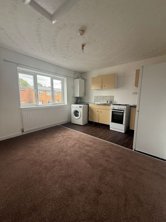 Property photo 2 of 5 Gallery