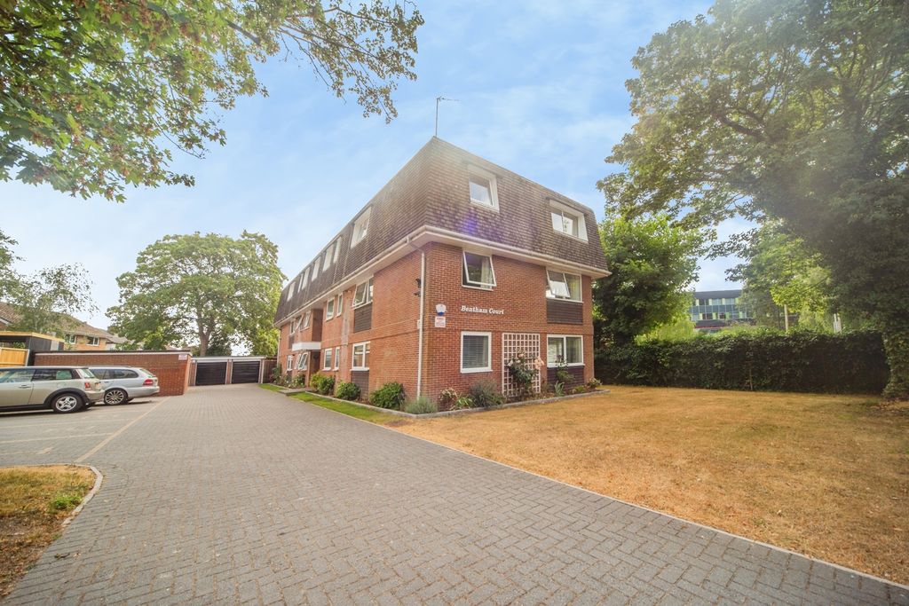 Property photo 1 of 16 Pbox-Img.Jpg