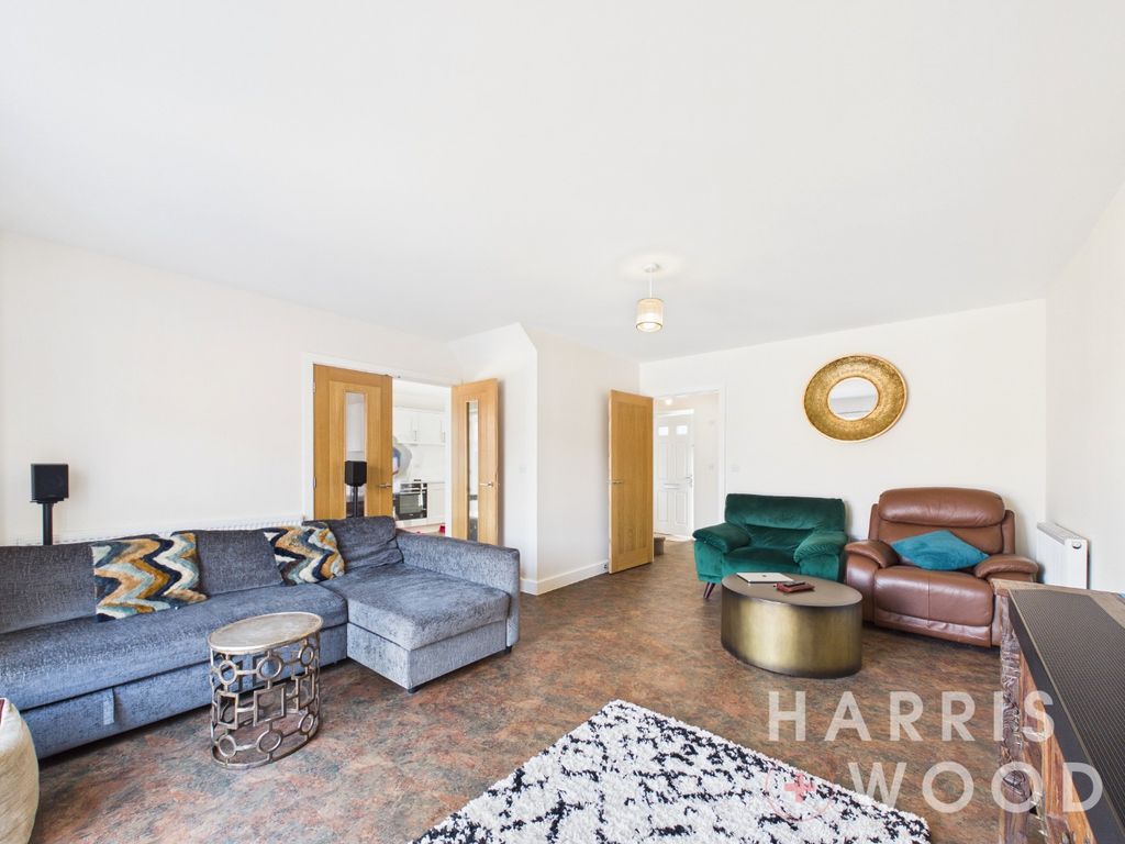 Property photo 2 of 23 5370413
