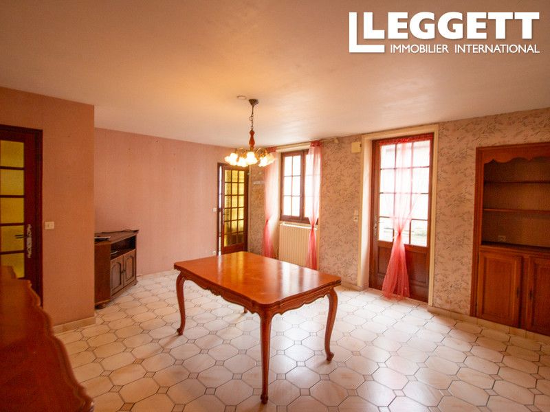 Property photo 3 of 10