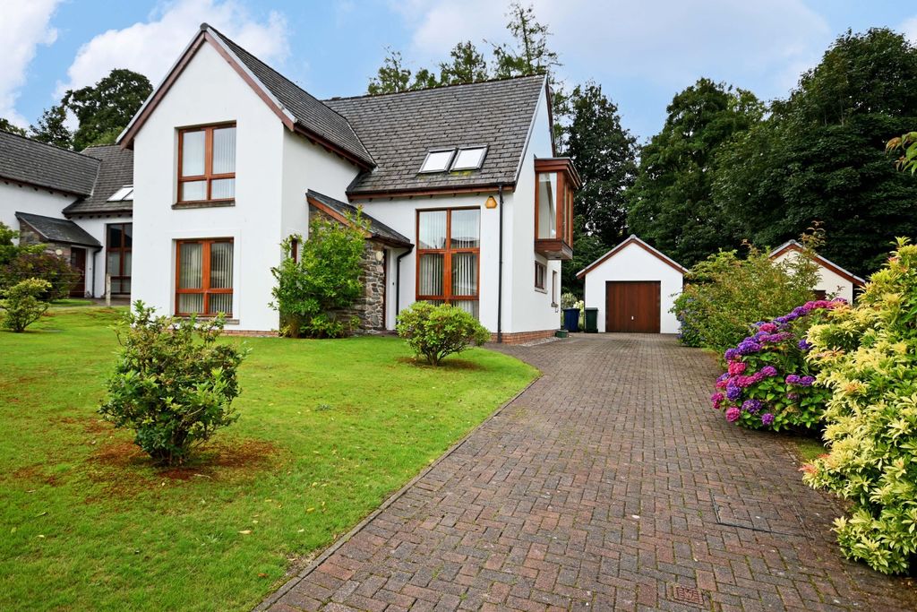 Property photo 2 of 32 5339052