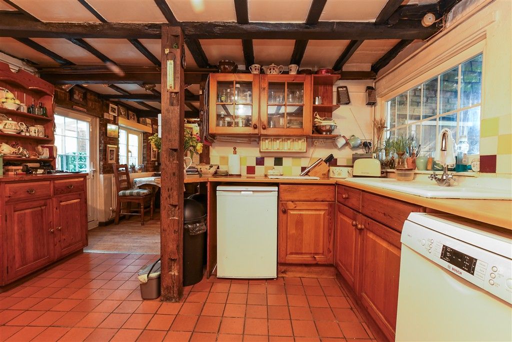 Property photo 2 of 22 Kitchen/Diner