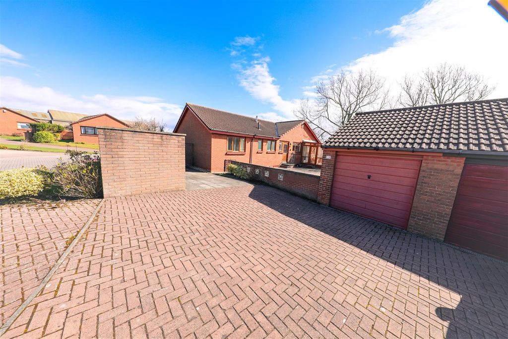 Property photo 2 of 26 B