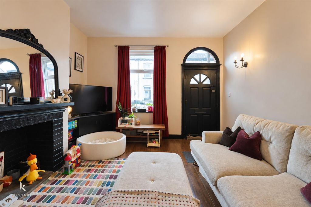 Property photo 2 of 14 .-357.Jpg