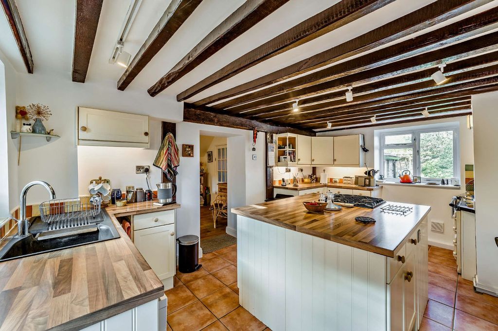 Property photo 2 of 18 Picture No. 13