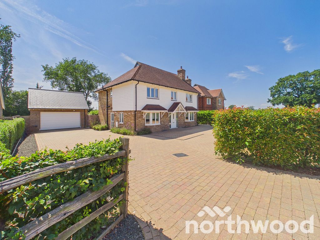 Property photo 1 of 48