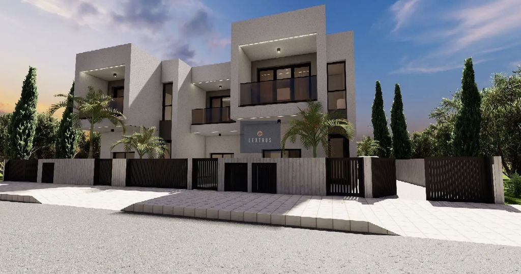 Property photo 3 of 4