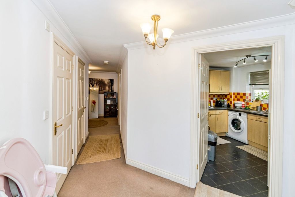 Property photo 2 of 14 Pbox-Img.Jpg