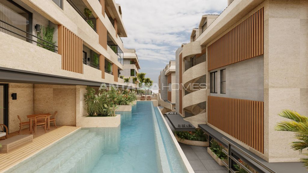 Property photo 3 of 42