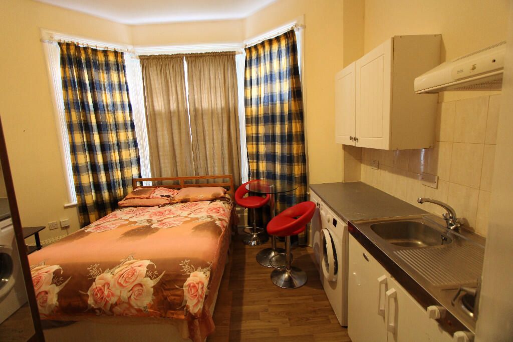 Property photo 2 of 8