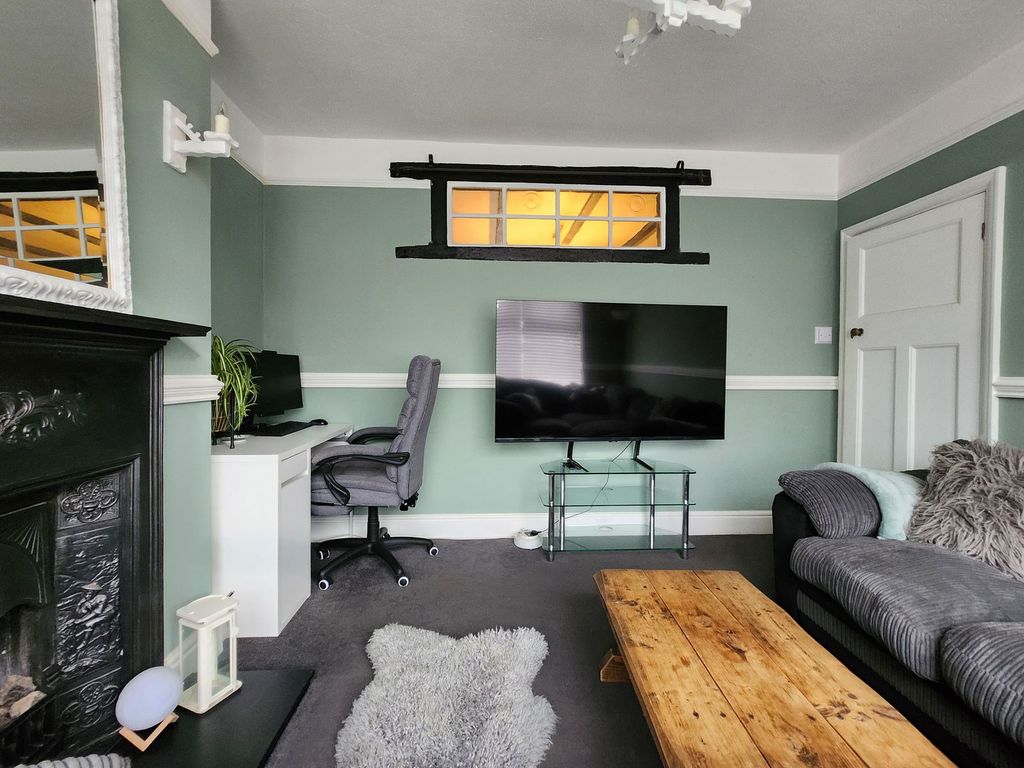 Property photo 2 of 14