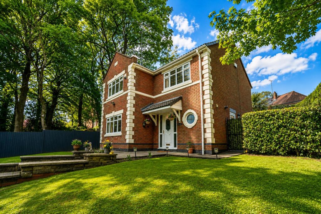 Property photo 1 of 25