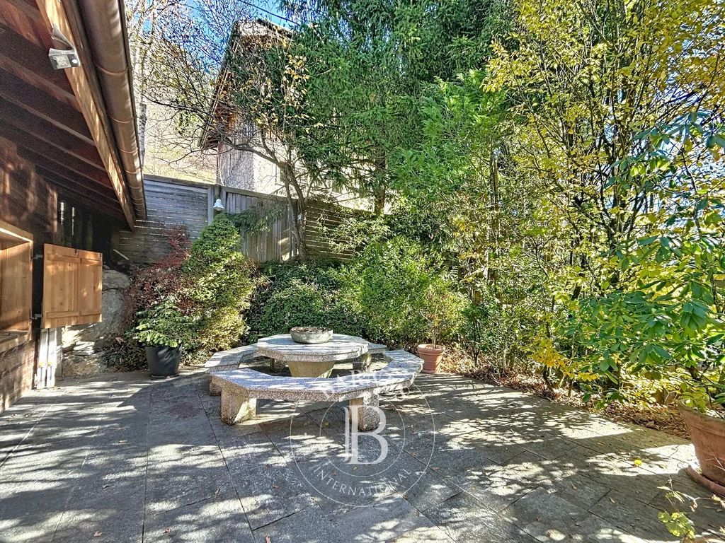 Property photo 3 of 25