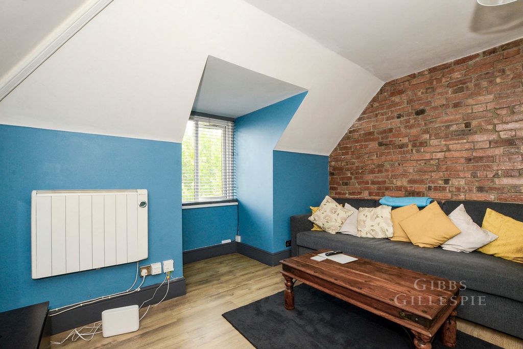 Property photo 2 of 14 Pbox-Img.Jpg