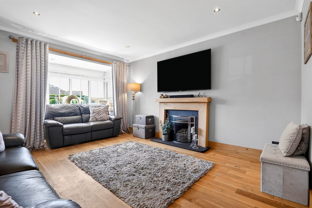 Additional image 6 of 4 bed detached house for saleHawthorn Avenue, Erskine PA8