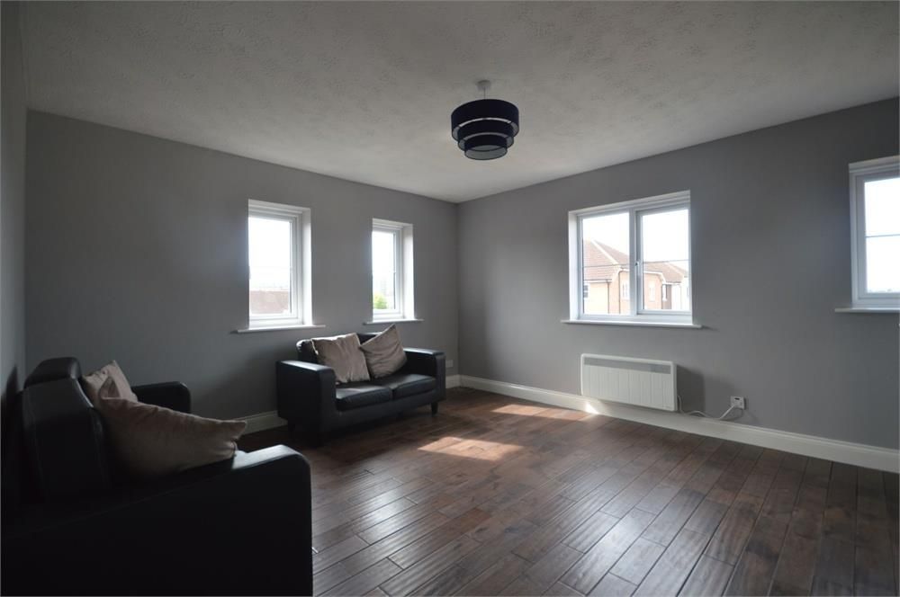 Property photo 2 of 6 2