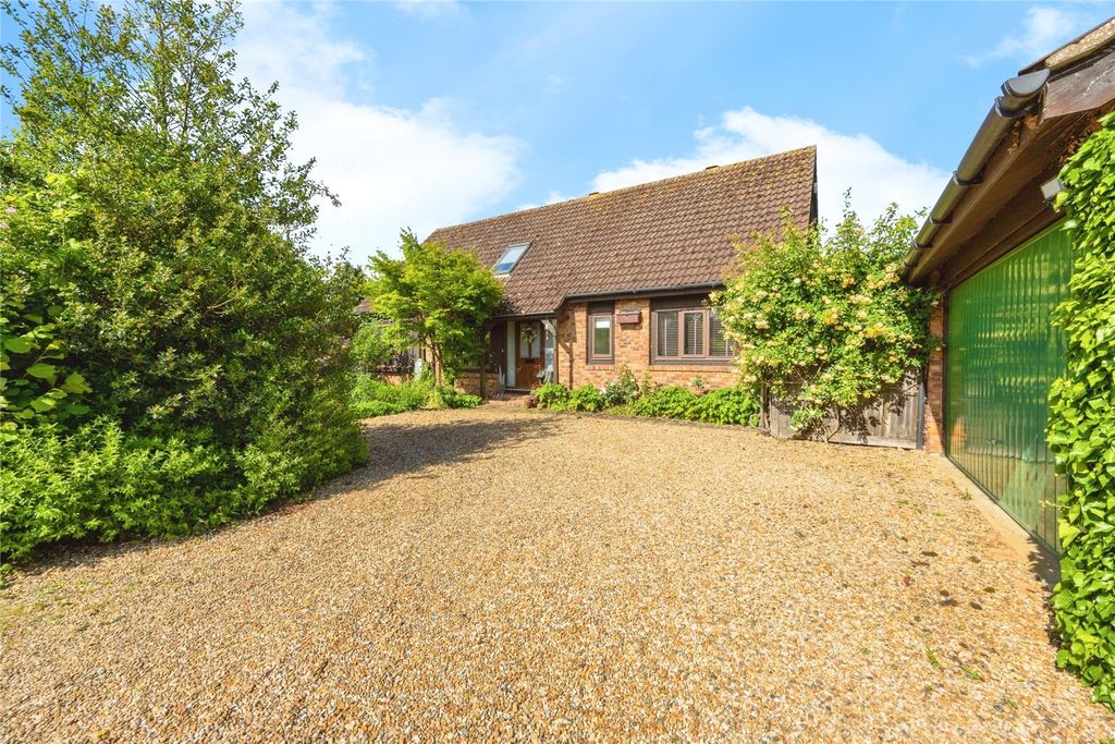 Property photo 1 of 28 Picture No. 43