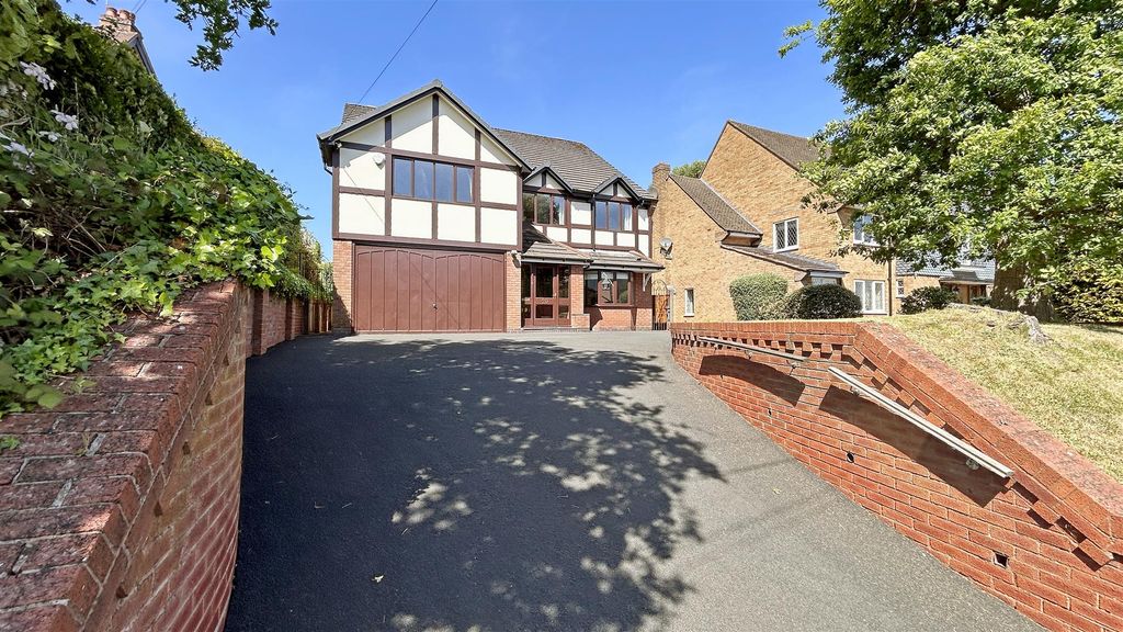 Property photo 1 of 38 1d1.Jpg