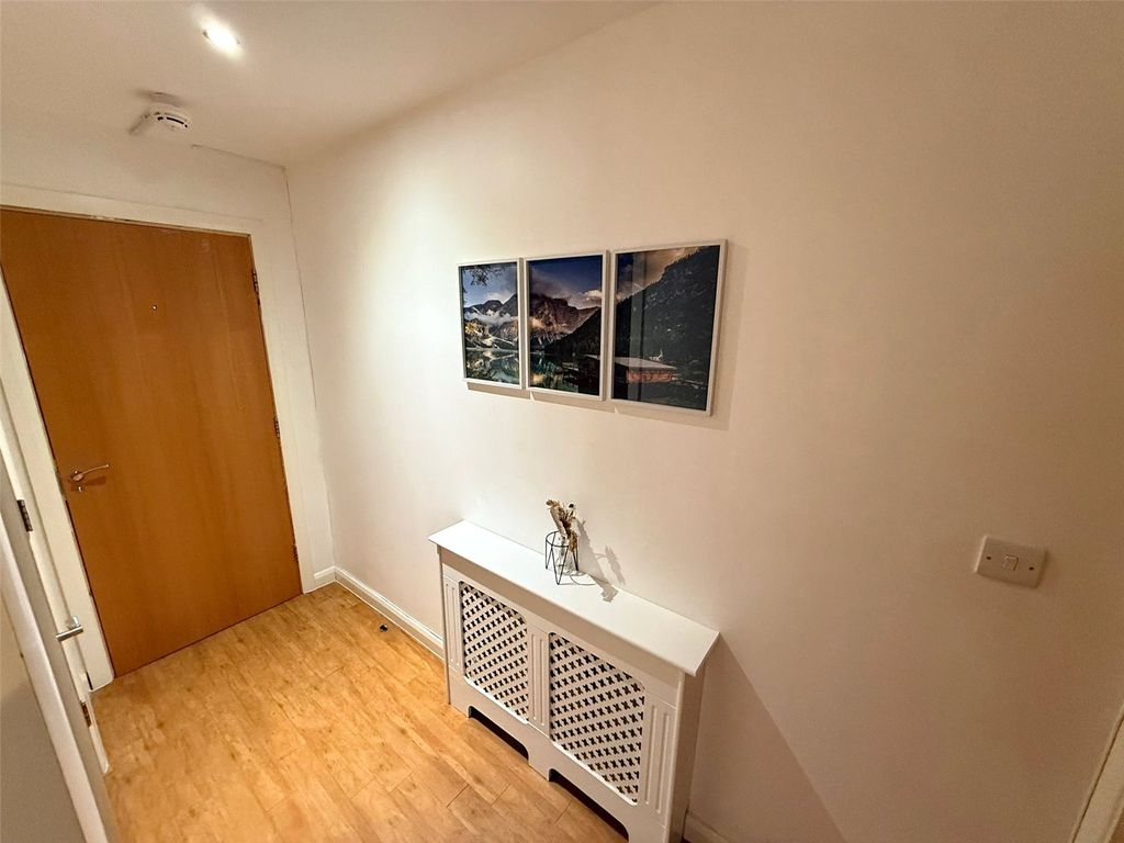 Property photo 3 of 8 Picture No. 03