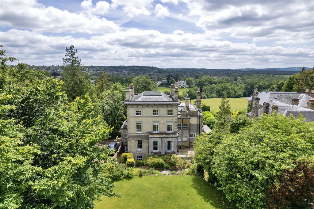 Property photo 2 of 21 Side Elevation