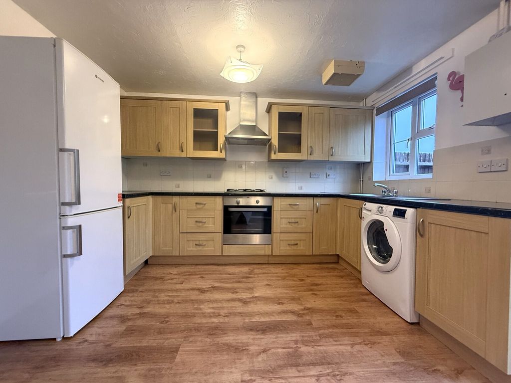 Property photo 2 of 10 Picture No. 59