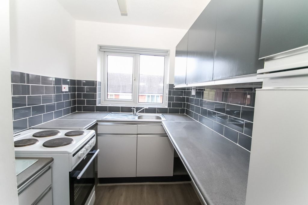 Property photo 2 of 7 Img_2407_1_Original.