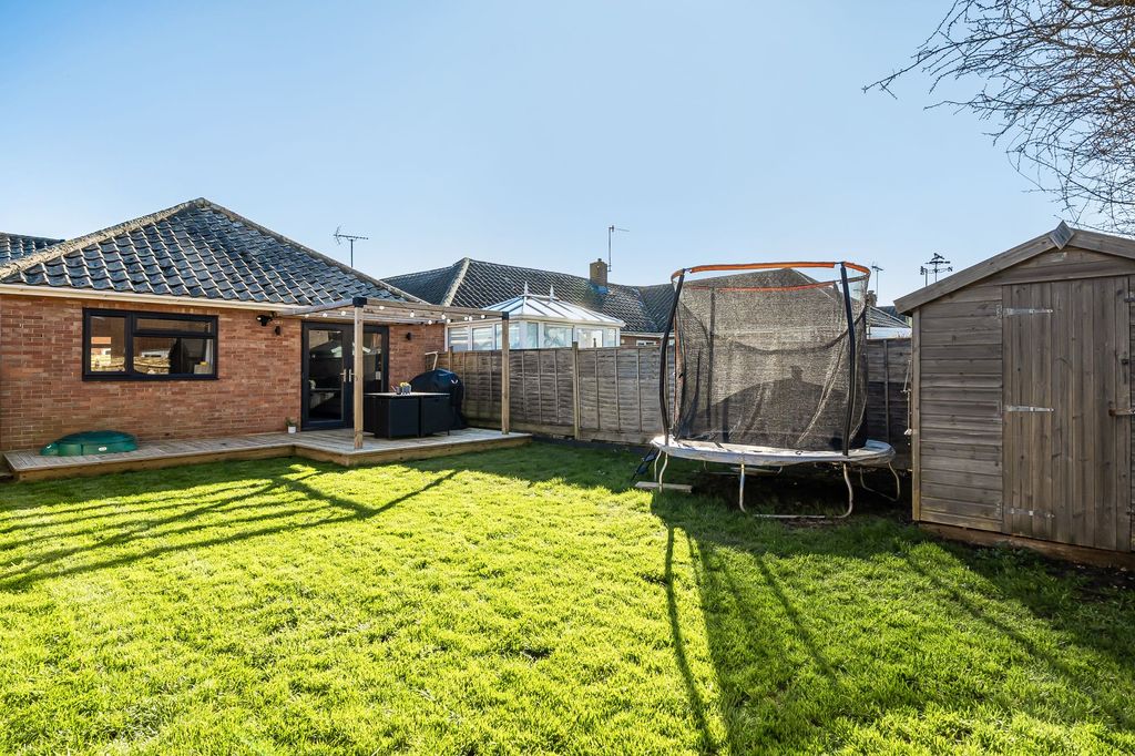 Property photo 3 of 21 Garden