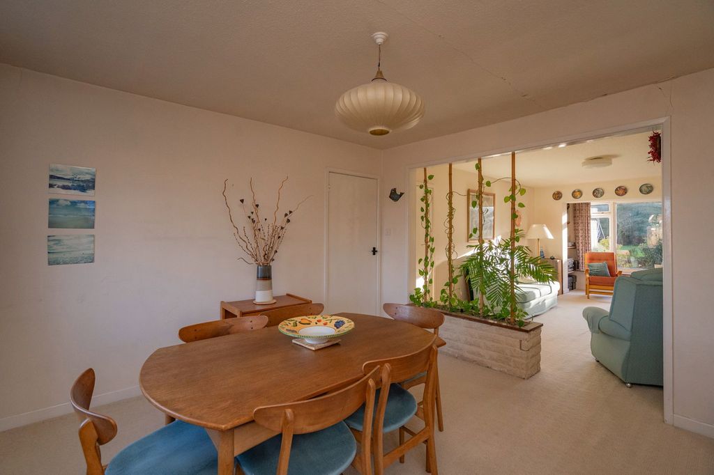 Additional image 5 of 5 bed detached house for saleBredon Grove, Malvern, Worcestershire WR14