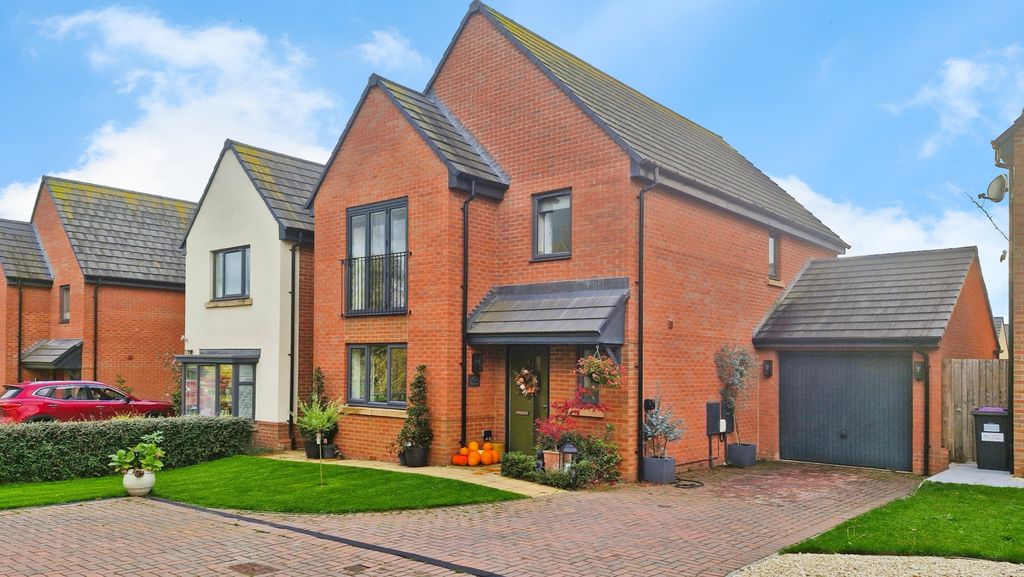 Property photo 1 of 29 4A336506-20251020_161923