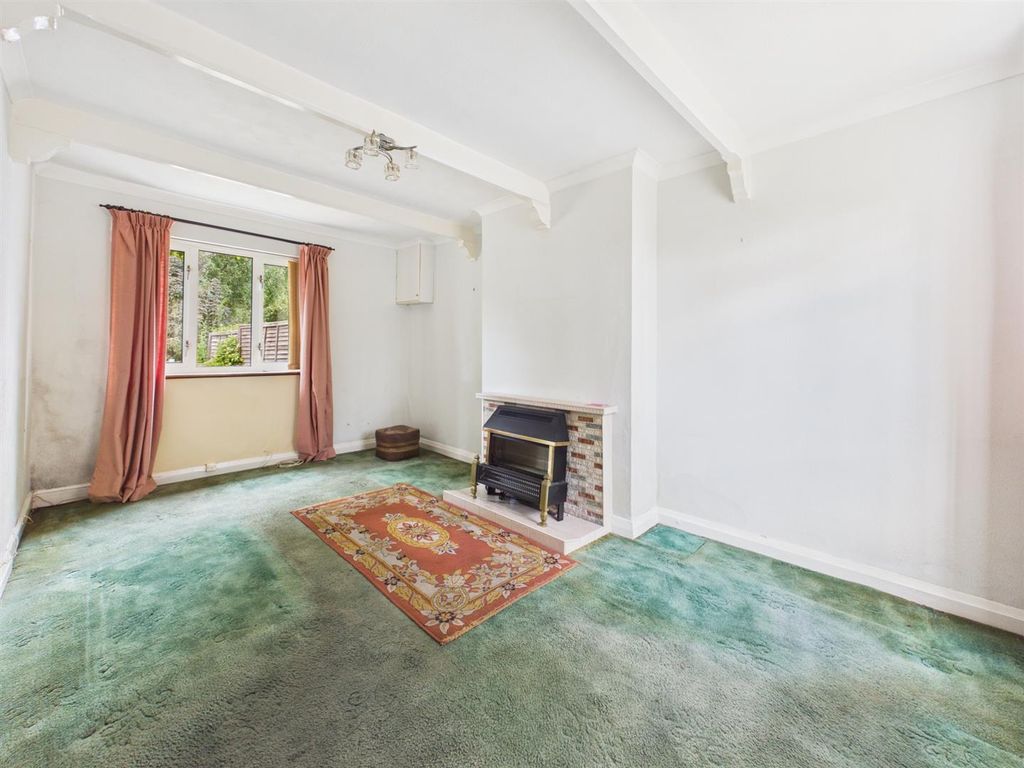 Property photo 3 of 17