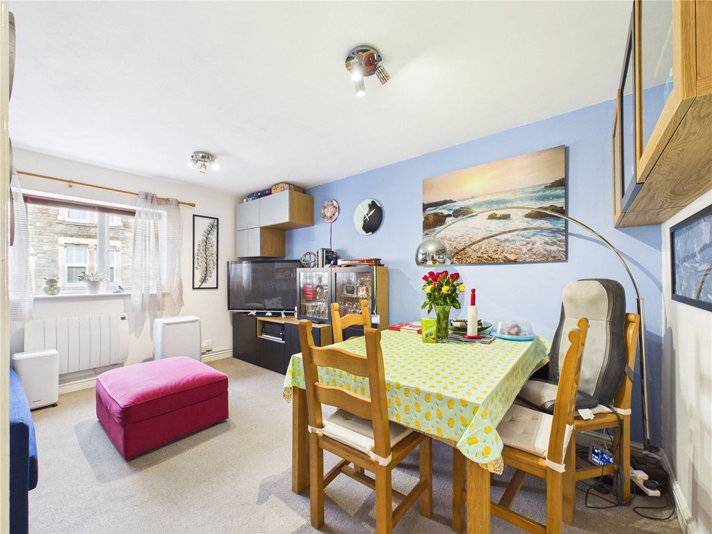 Property photo 2 of 14 Picture No. 07