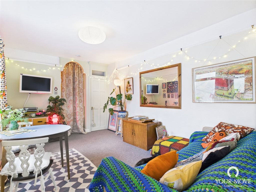Property photo 2 of 11 Picture No. 08