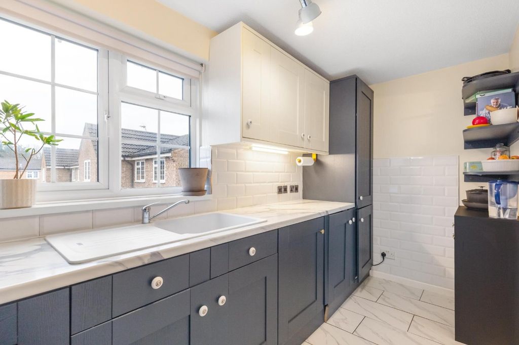 Property photo 2 of 14 Picture No. 07