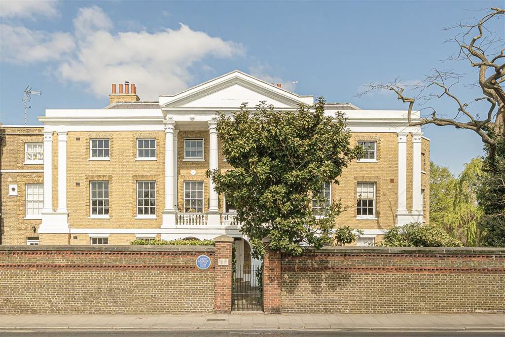 Property photo 1 of 8