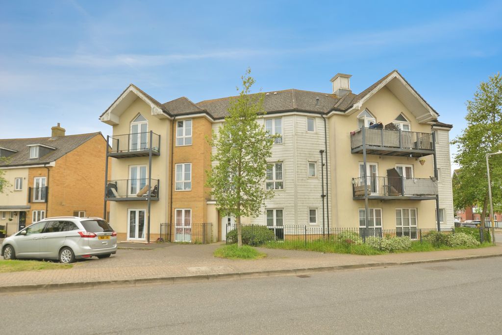 Property photo 1 of 20