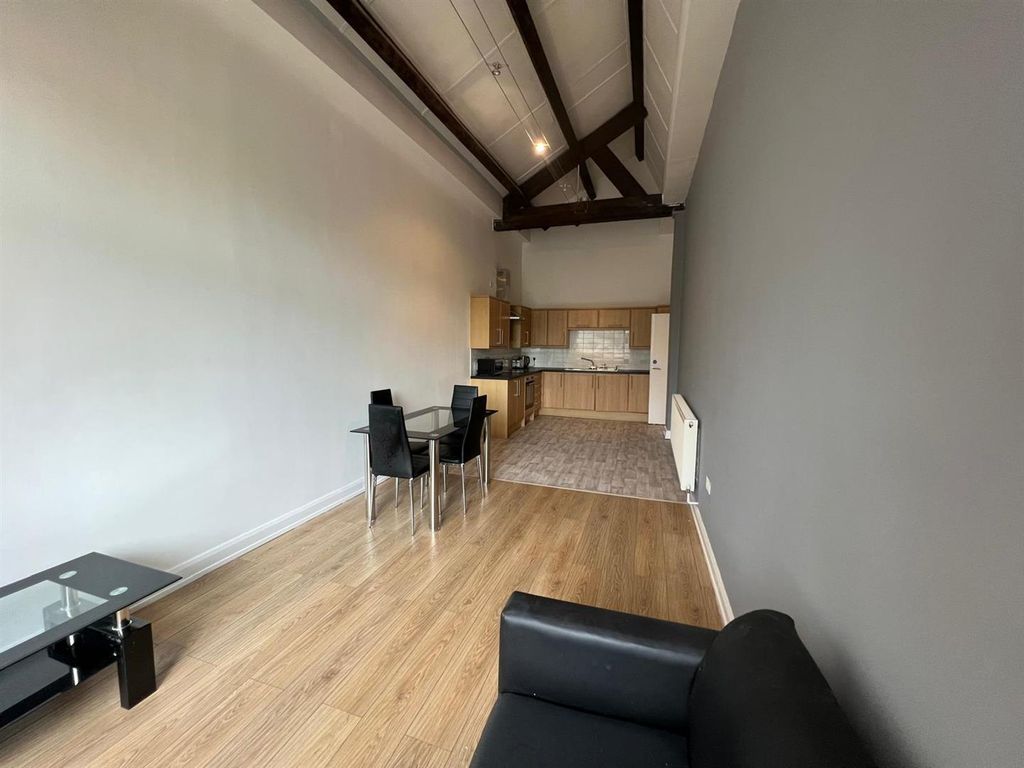 Property photo 2 of 7 Angle Two