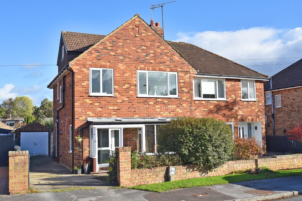 Property photo 1 of 17