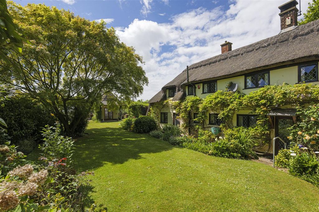 Property photo 3 of 33