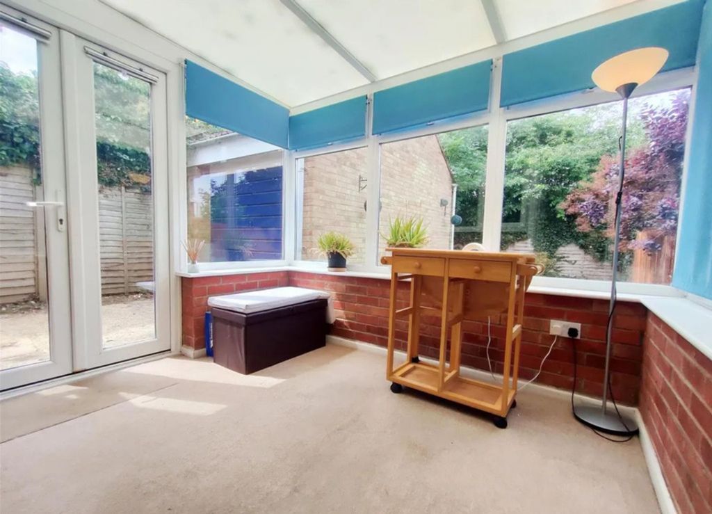 Property photo 3 of 8