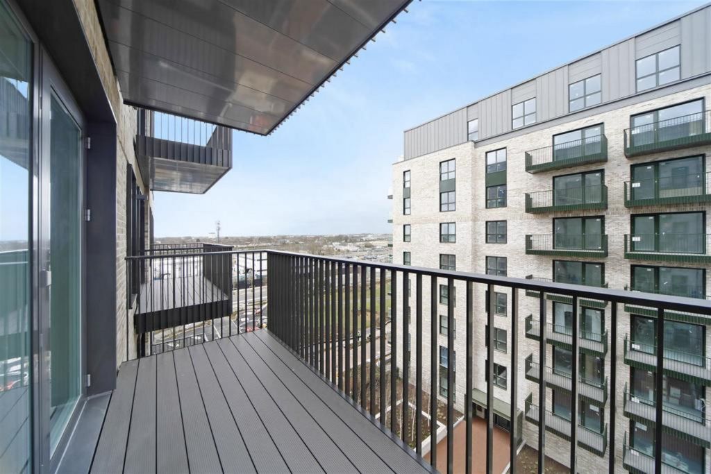 Property photo 3 of 9