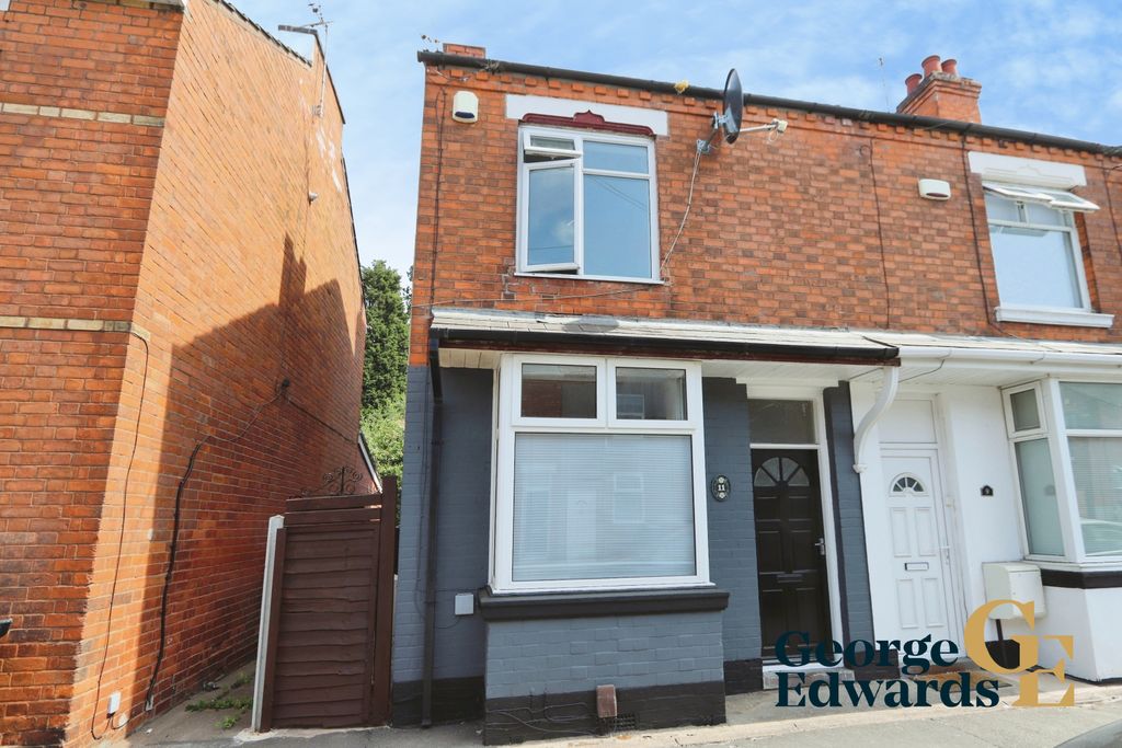 Property photo 1 of 11