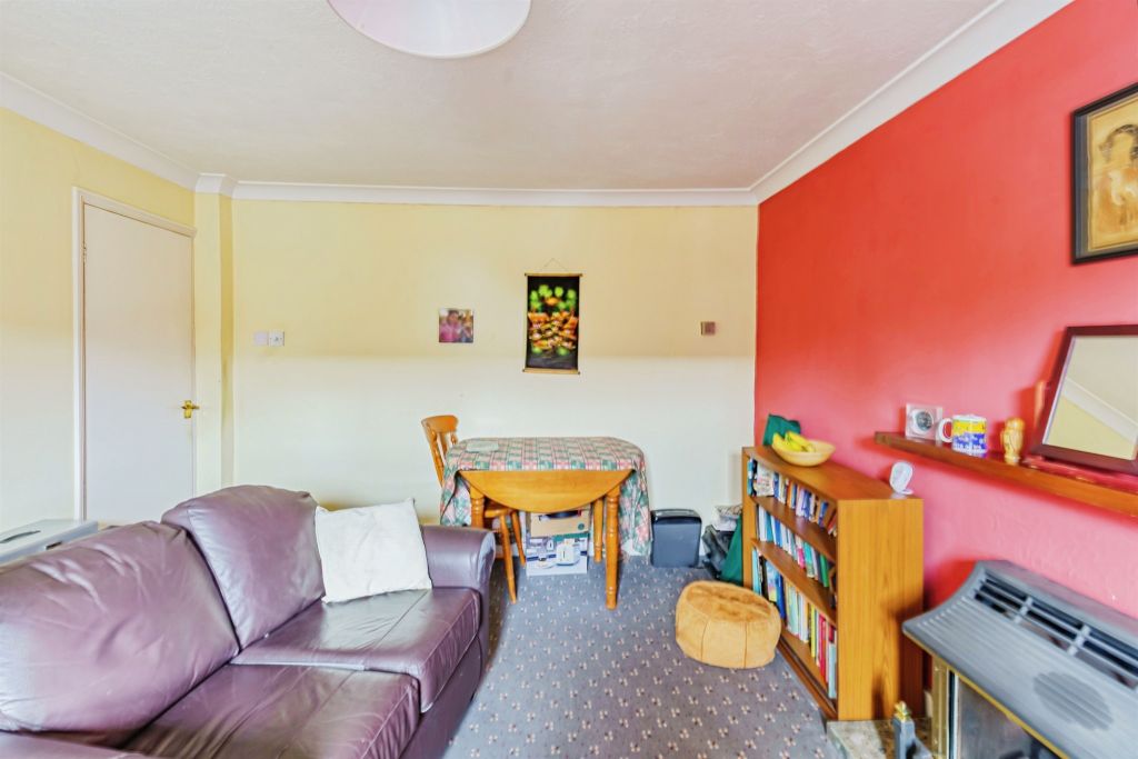 Property photo 3 of 16